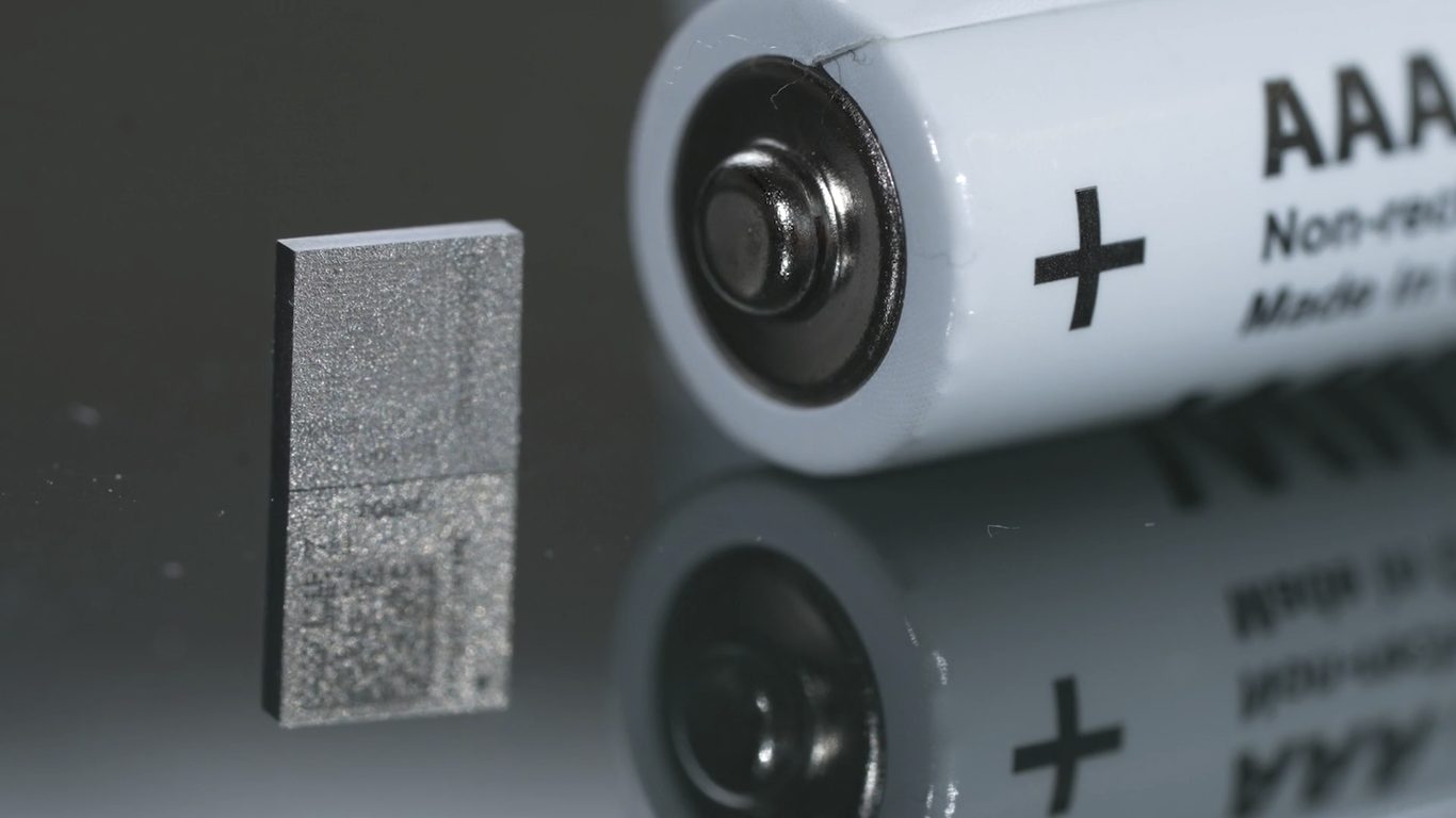 New Product Intro: LS550G (00) ultracompact GNSS module
