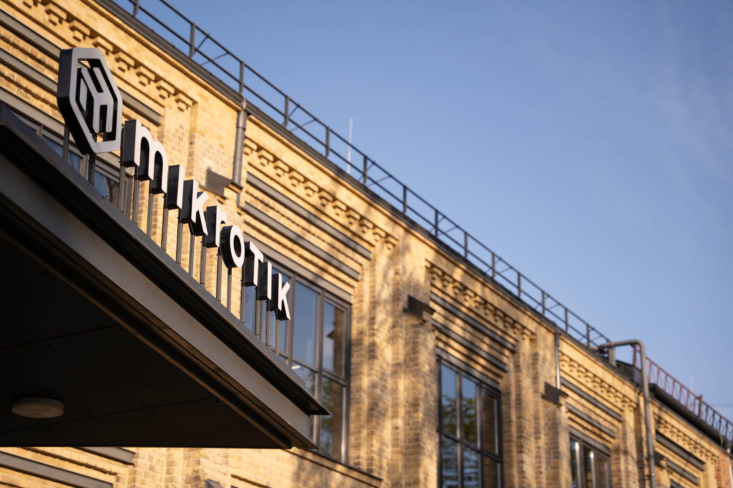 Quectel helps MikroTik deliver powerful 5G connectivity with RG650E-EU module