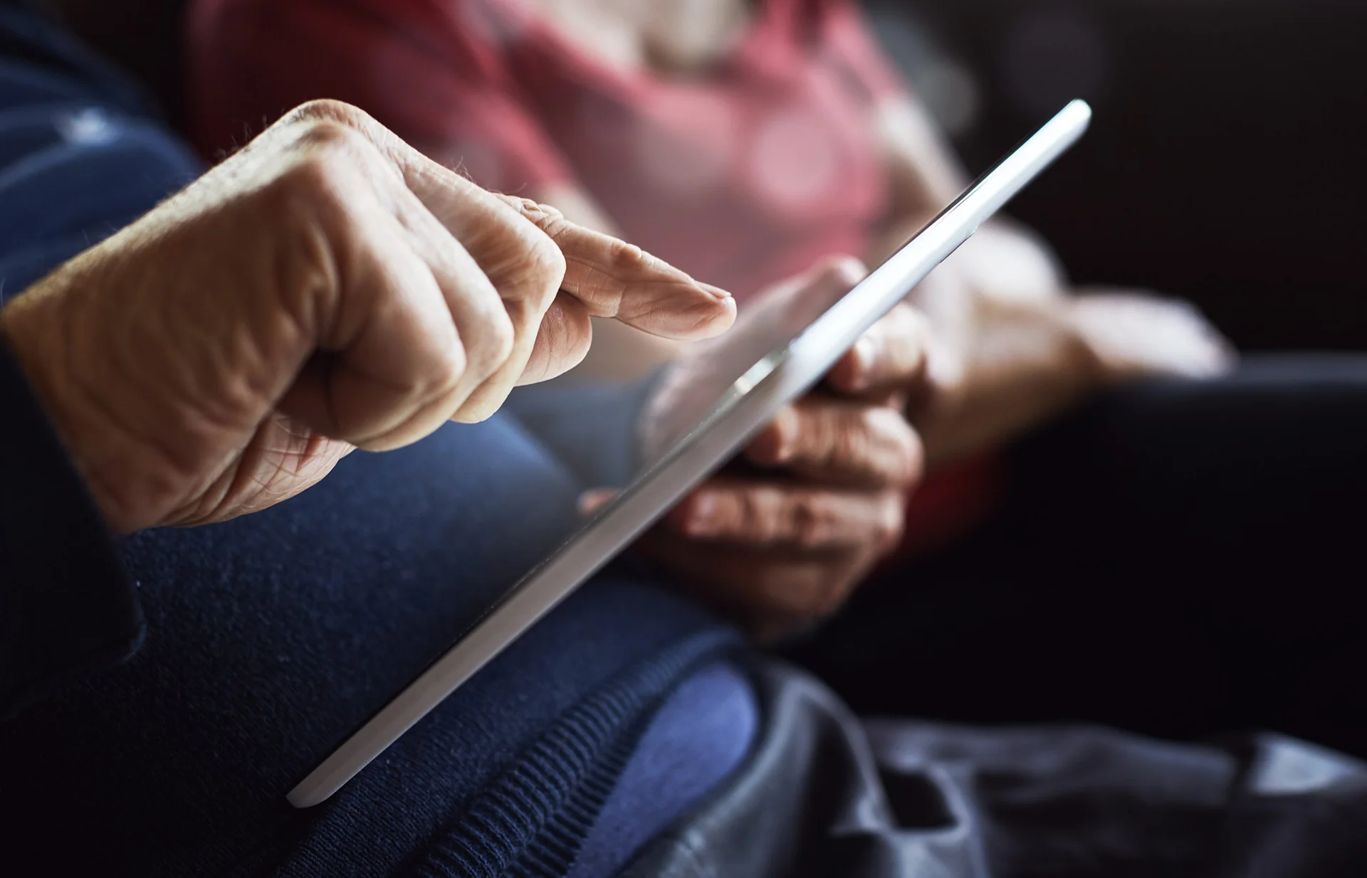 Daviscomms elige el módulo inteligente multimodo SC200 de Quectel para su nueva tablet de respuesta de emergencia para adultos mayores