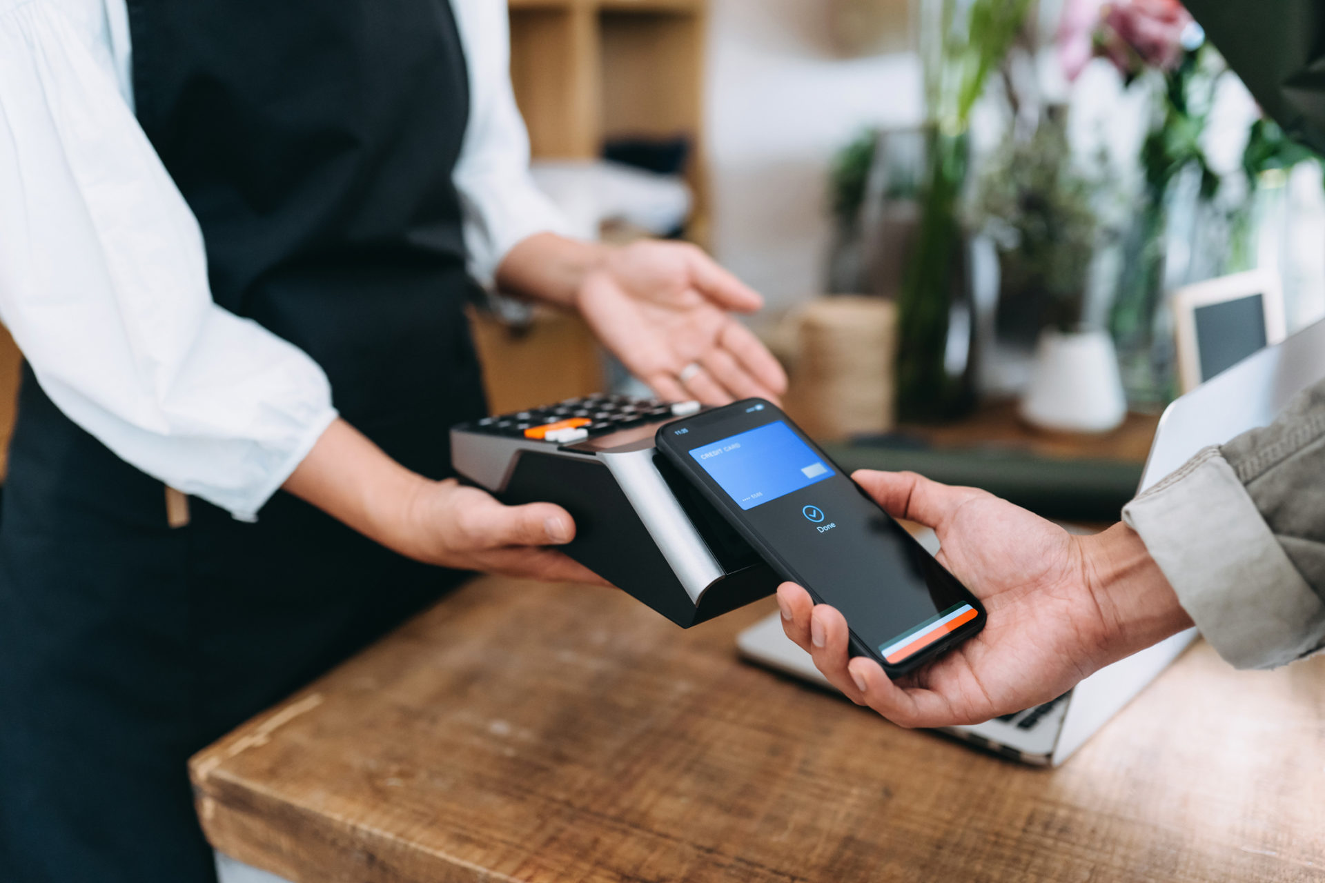 contactless payment via smart module device
